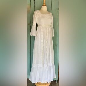 60s FlowerChild Empire Pintucked Lace Organic Wedding Gown Dress Veil  Hippie XS